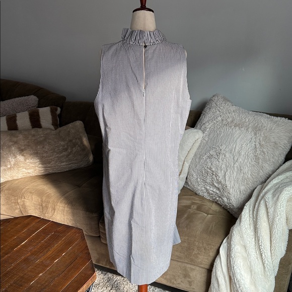 Banana Republic Black and White Ruffle Dress - Picture 6 of 8